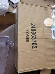 lot 23663 image: Door Bin 14x5x6