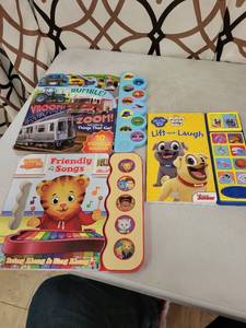 lot 23955 image: 3 Childrens Books