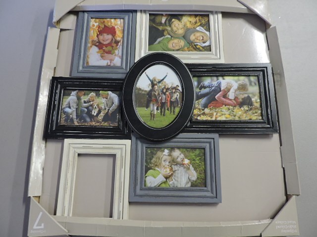 lot 1271 image: PICTURE FRAME
