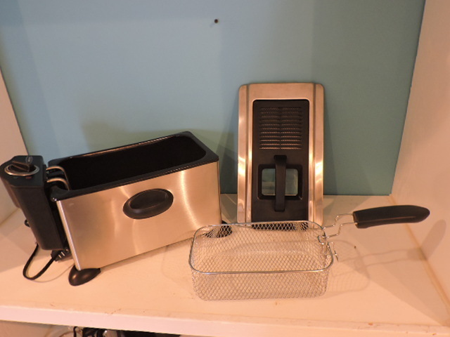lot 1286 image: DEEP FRYER