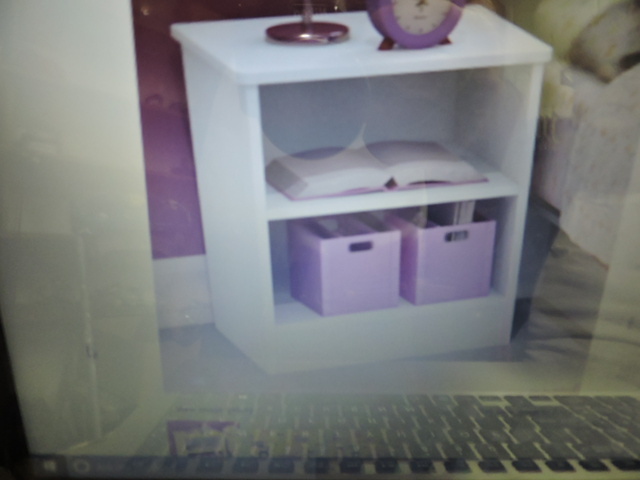 lot 1314 image: NIGHT STAND