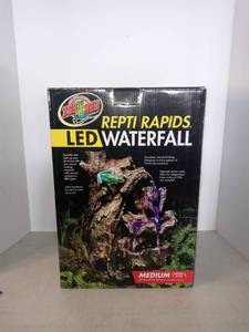 lot 1002 image: Zoo Med Repti Rapids LED Waterfall - Wood Style Medium - (13W x 8D x 10H)