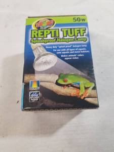 lot 1237 image: Zoo Med Repti Tuff Splashproof Halogen Lamp 50 Watts