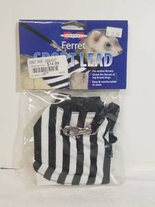 lot 1292 image: Marshall Ferret Sport Lead, Black and White