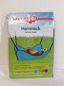 lot 1297 image: Kaytee Simple Sleeper Hammock. Purple.