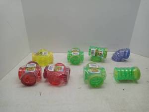 lot 1423 image: Lot Of 8 Assorted Critter Trail Cross Tubes