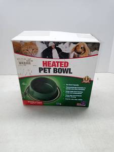 lot 1439 image: Farm Innovators 25 Watts of Power Heated Pet Bowl