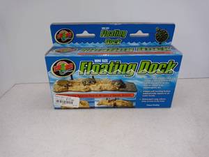 lot 1485 image: Zoo Med Floating Dock Mini for 5 Gallon Tanks
