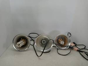 lot 1520 image: Lot Of 3 Reptile Can Lights For Heating Enclosures