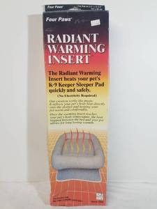 lot 2027 image: Four Paws Radiant Warming Inserts