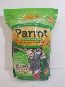 lot 2111 image: Kaylor Sweet Harverst Vitamin Enriched Parrot with Sunflower Pet Bird Food 2lbs. Expired January 9 2019