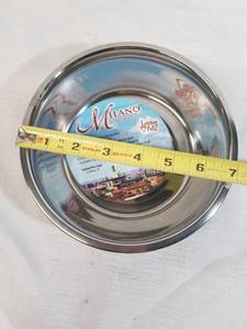 lot 2135 image: Milano Collection Stainless Steel Pet Bowl.