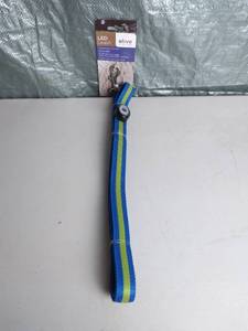 lot 3019 image: Elive Extraordinary Dogs LED Leash 6 Feet Long Lead for All Breeds - OnOff Switch and Three Modes - Blue and Green