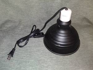 lot 4261 image: Intertek Dome Heat Lamp Fixture - 120V 60Hz 100W - Tested AND Working