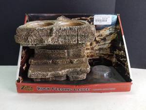 lot 5063 image: Zilla RockFeedimg Ledge