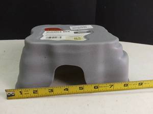 lot 5070 image: Gray Zilla Medium Durable Den