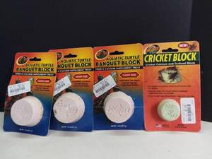 lot 5105 image: 3 Zoo Med Aquatic Turtle Banquet Blocks and 1 Cricket Block