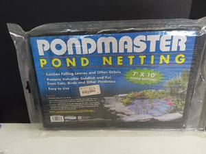 lot 5137 image: Pondmaster Pond Netting 7 x 10 Feet