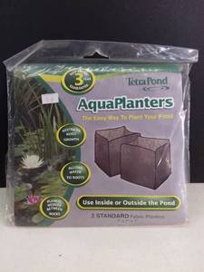 lot 5149 image: Tetra Pond Aqua Planters. 2-pack 7x7x7 Inches