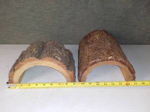 lot 5180 image: 2 Different Size Habba Hut Wood Pet Shelters