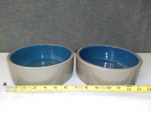 lot 5182 image: Pair of Medium Size Heavy Stoneware Crock Dog Bowls