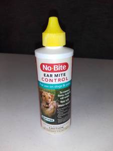 lot 5221 image: Durvet No Bite Ear Mite Control for Dogs and Cats. 4 oz
