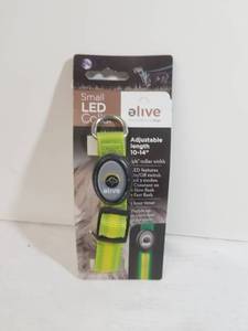 lot 1273 image: Green LED Collar. Small.