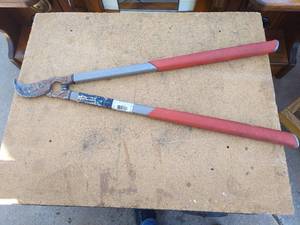 lot 3000 image: Corona Clipper SL 7180 Forged Dual Cut Bypass Lopper, 2 Cut, 32 Length