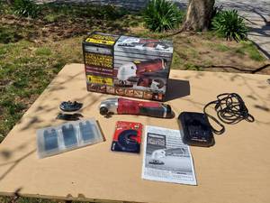 lot 3012 image: 12 Volt Cordless Variable Speed Oscillating Multifunction Power Tool