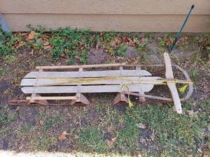 lot 3019 image: Sled
