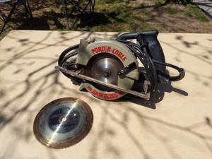 lot 3021 image: Porter Cable Circular Saw