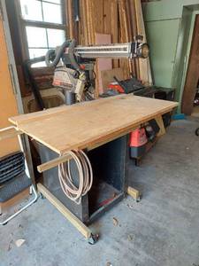lot 3043 image: Craftsman 10in Radial Arm Saw with Stand on Wheels