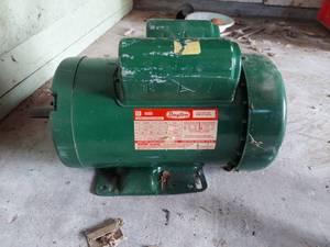 lot 3054 image: Dayton 1.5Hp Electric Motor