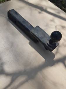 lot 3063 image: slip in hitch