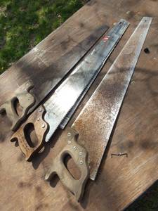 lot 3079 image: 3 hand saws
