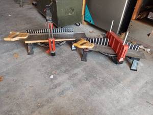 lot 3096 image: 2 Miter Saws