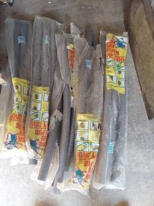 lot 3098 image: WJ Dennis PC2 Poly Foam Pipe Cover,  78 x 36 - 17 Pieces