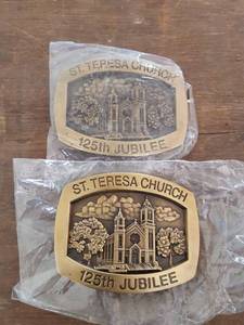 lot 3139 image: belt buckles
