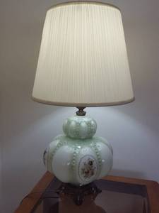 lot 3146 image: lamp