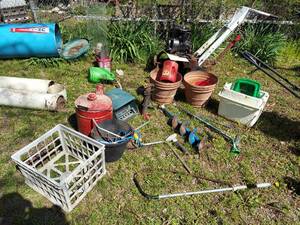 lot 3230 image: Catch All Lot - Cooler, Auger Bit and Plastic Planters