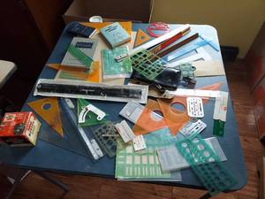 lot 3281 image: Drafting Supplies