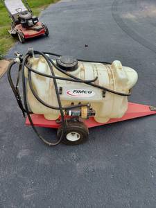 lot 6021 image: 30 gallon Sprayer on wheels