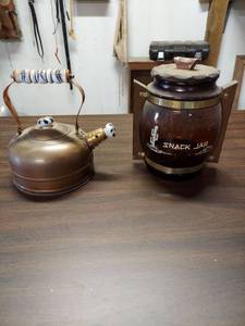 lot 6035 image: snack jar and copper kettle