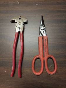 lot 6038 image: Fencing Pliers and snips