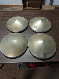 lot 6048 image: Hub caps