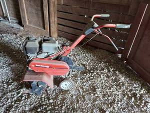 lot 6076 image: Yard Machines Rototiller