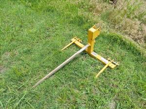 lot 6085 image: 3 Pt Bale Spear