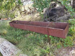 lot 6102 image: Feed Bunk - Some Rust Holes