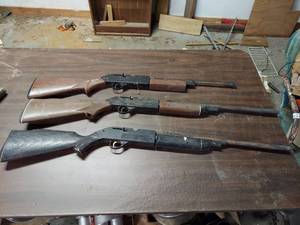 lot 6252 image: 3 BB Guns - 1 Did Not Fire