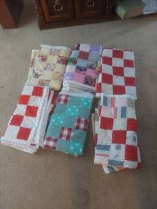 lot 6140 image: lap quilts